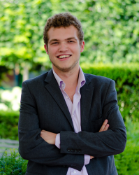 Bijles accounting & finance, Word of Windows met Joachim