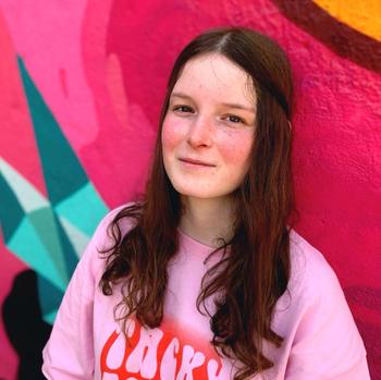 Bijles basisonderwijs, economie of Engels met Kaat