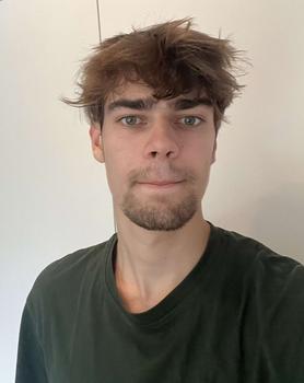 Bijles Latijn, economie of fysica met Bas