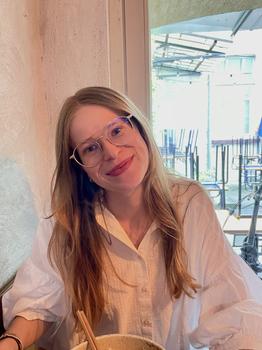 Bijles Nederlands, Engels of boekhouden met Julie
