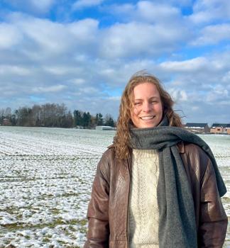 Bijles Nederlands, huiswerkbegeleiding of basisonderwijs met Lotte